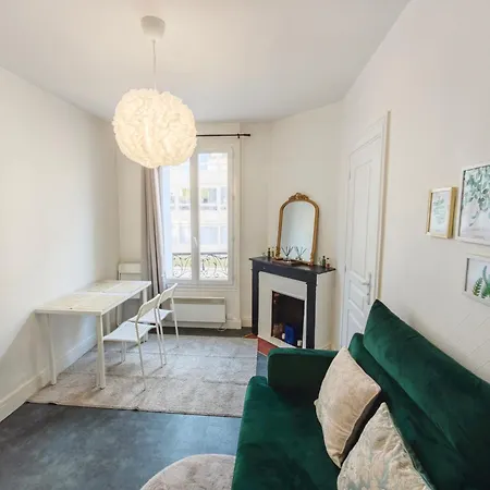 Beaugrenelle 1-min Walk Elegant 2p Flat